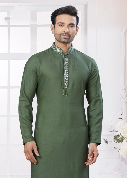 Cotton Embroidered Kurta Pajama in Green